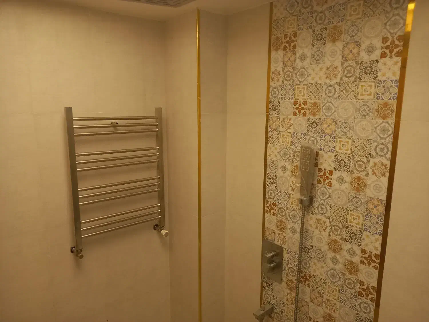 نصب و تعمیر رادیاتور شیرآلات پمپ آب پکیج کلرگازی|خدمات پیشه و مهارت|تبریز, |دیوار