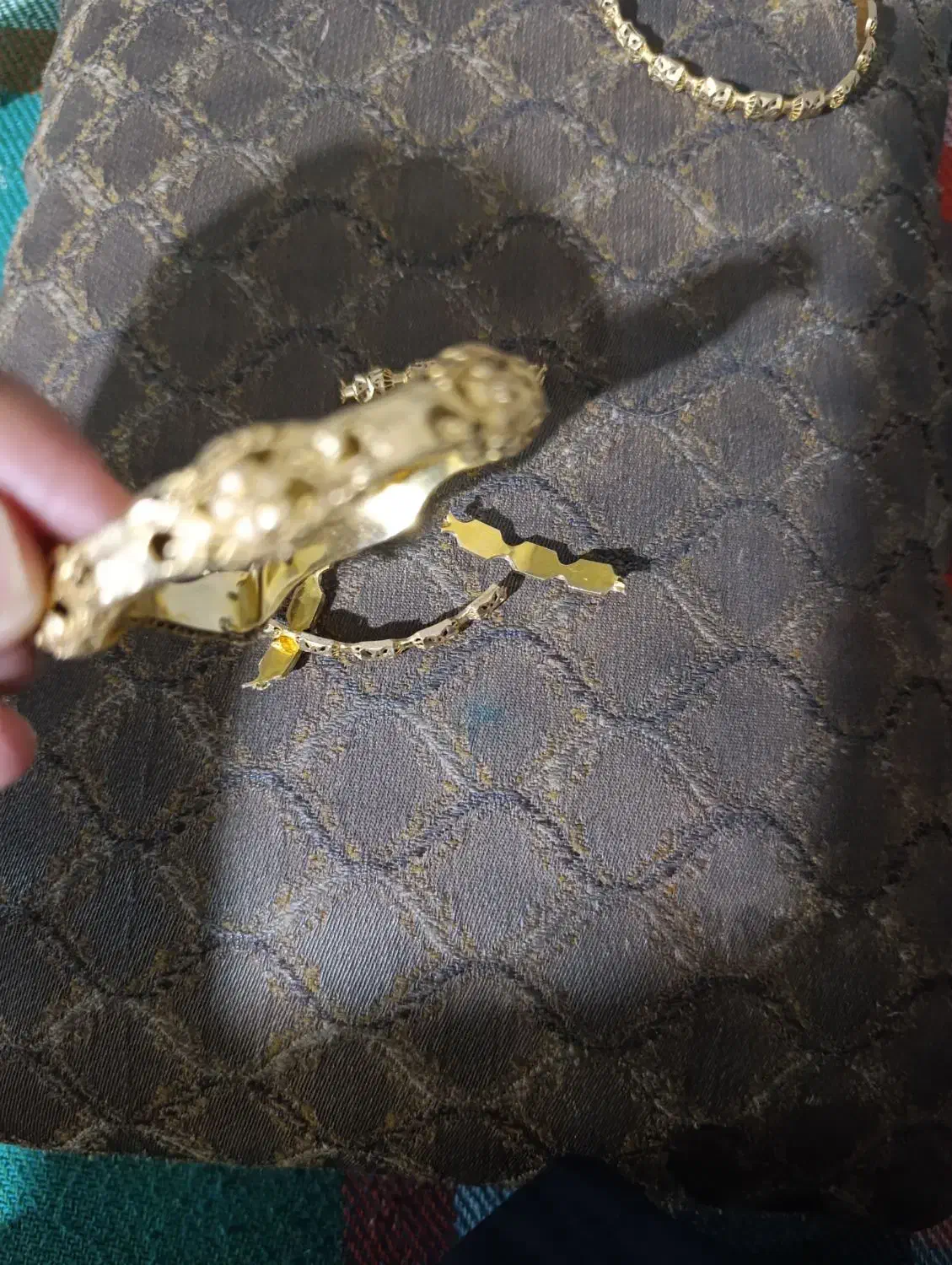 فروش طلای شکن حدود 45 گرم قیمت تابلو|جواهرات|شیراز, لشکری‎|دیوار