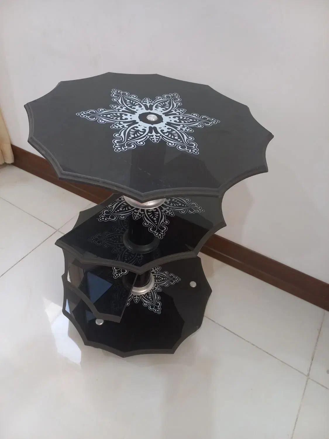 میز خاطره در حد نو که با نو فرقی نداره|مبلمان خانگی و میز عسلی|پاکدشت, پاکدشت (مامازند)|دیوار