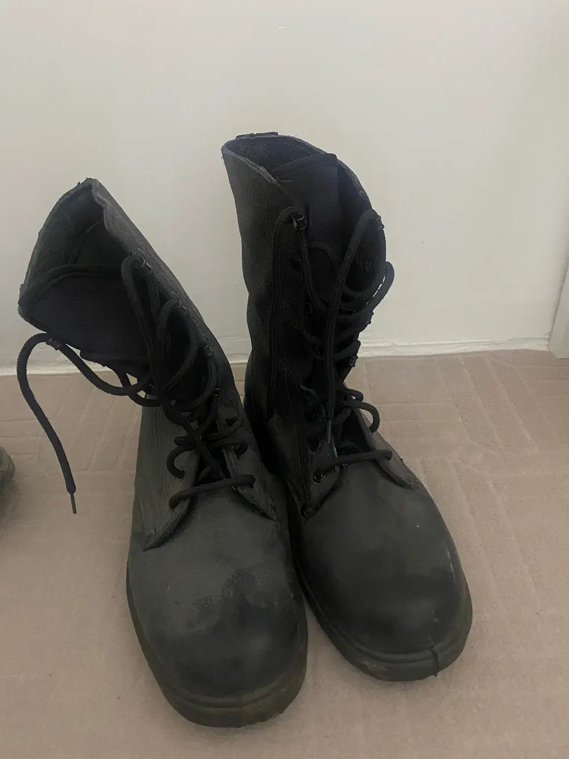 کفش سربازی|کیف، کفش، کمربند|تربت‌حیدریه, شهرک ولیعصر|دیوار