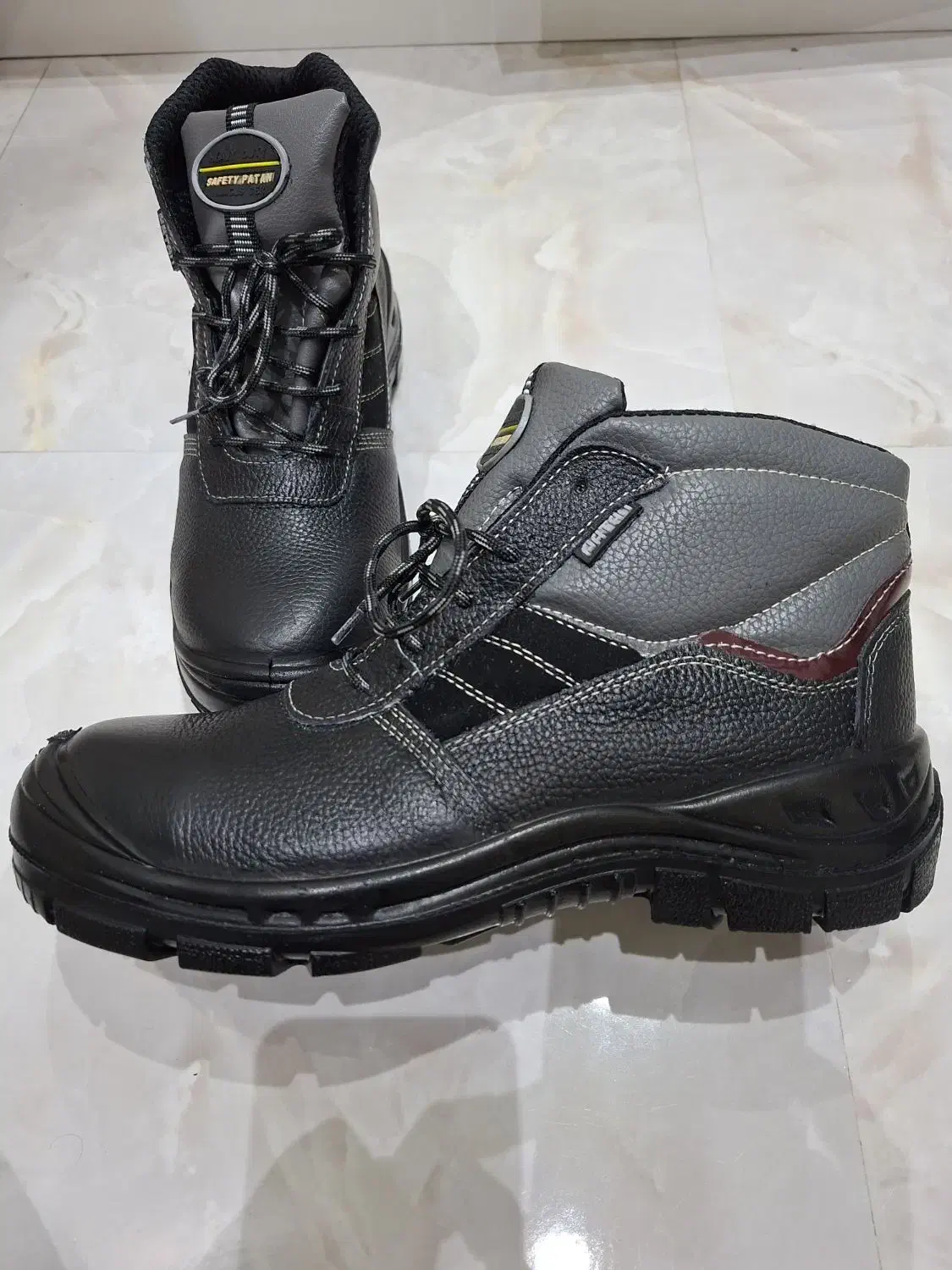 کفش کار نیم بوت با رویه چرم سایز ۴۶ و ۴۵|کیف، کفش، کمربند|تهران, شهمیرزادی|دیوار