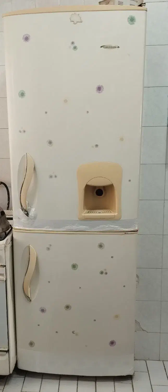 یخچال ۷ میلیون و فر گاز ۴ میلیون|یخچال و فریزر|رشت, تازه آباد|دیوار