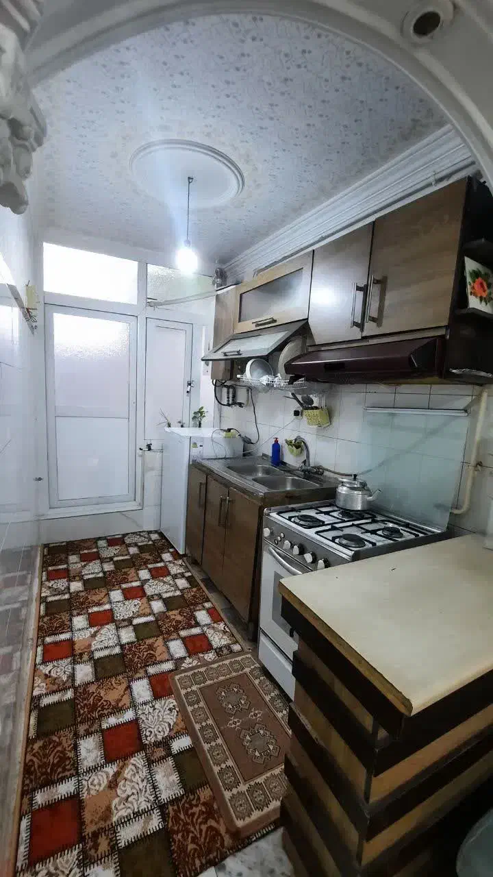 واحد همکف مستقل وپارکینگ دارواسپیلت|اجارهٔ کوتاهمدت آپارتمان و سوئیت|رشت, کوی جام جم|دیوار