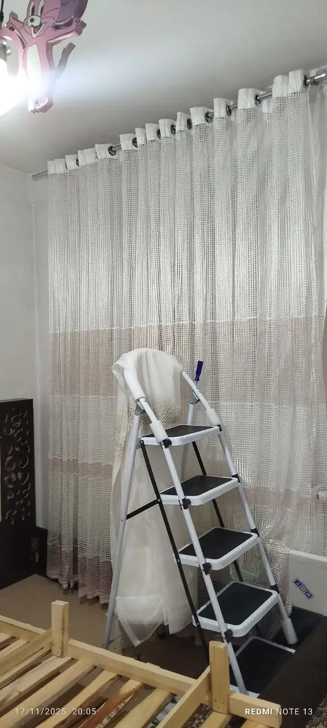 پرده پانچ برای پنجره دو متری|پرده، رانر، رومیزی|همدان, |دیوار