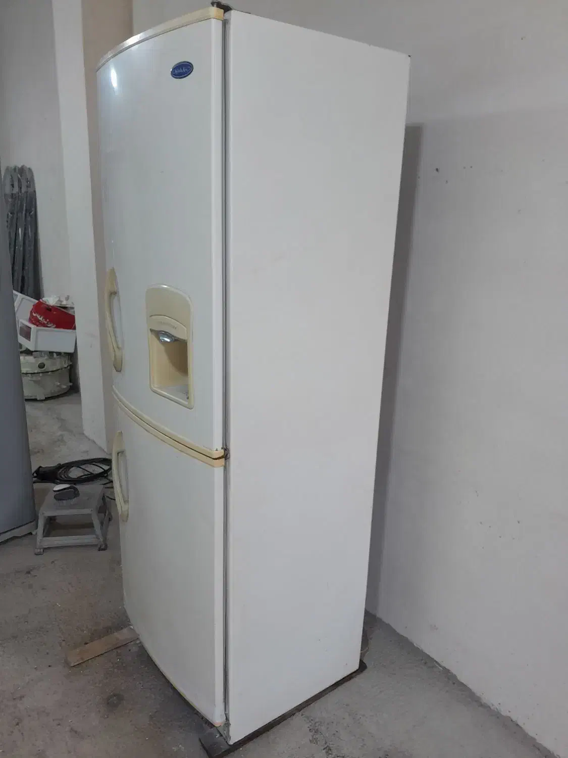 یخچال فریزر|یخچال و فریزر|چمستان, |دیوار