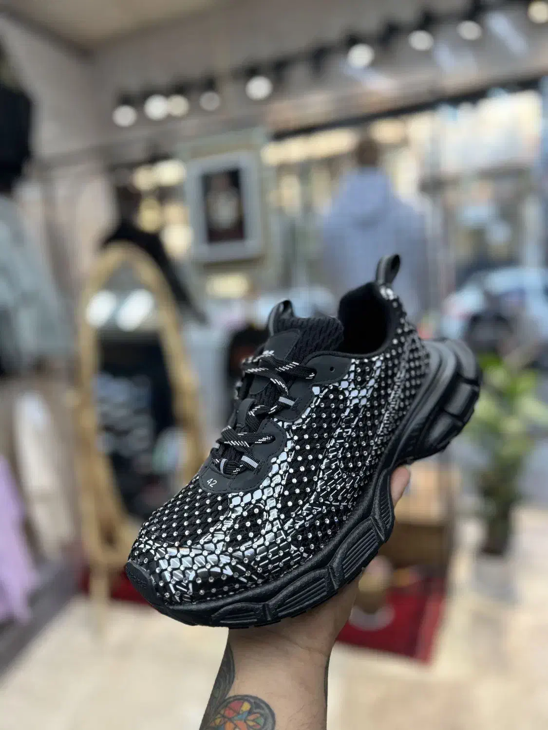 کتونی بالنسساگا|کیف، کفش، کمربند|باغستان, |دیوار