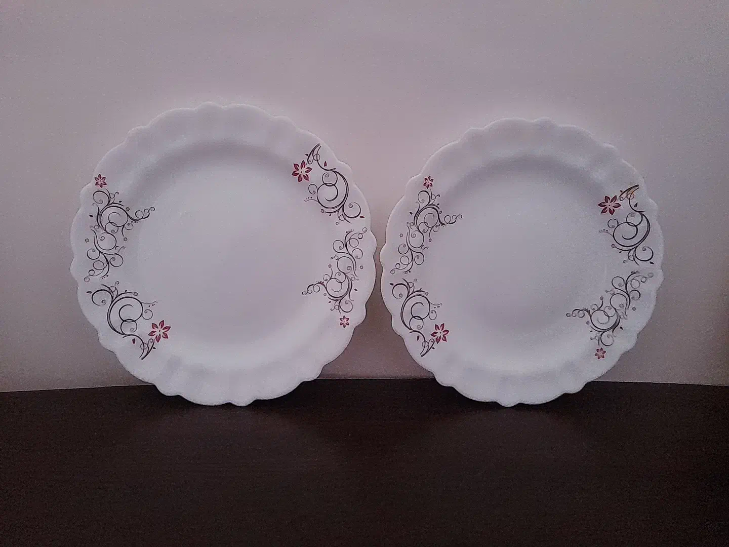 تعدادی ظرف درحد نو|ظروف سرو و پذیرایی|زابل, |دیوار