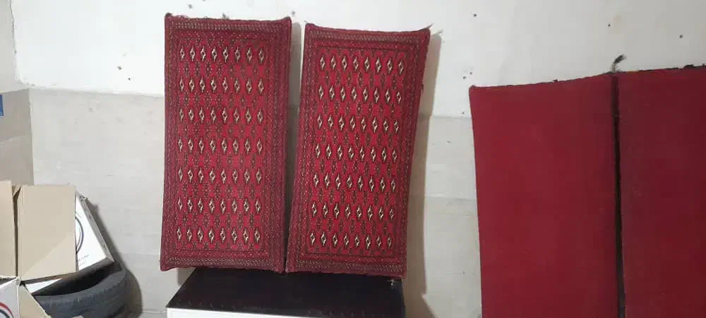 پشتی دستباف کارکرده تمیز وسالم|پشتی|تهران, شهرک ولیعصر جنوبی|دیوار