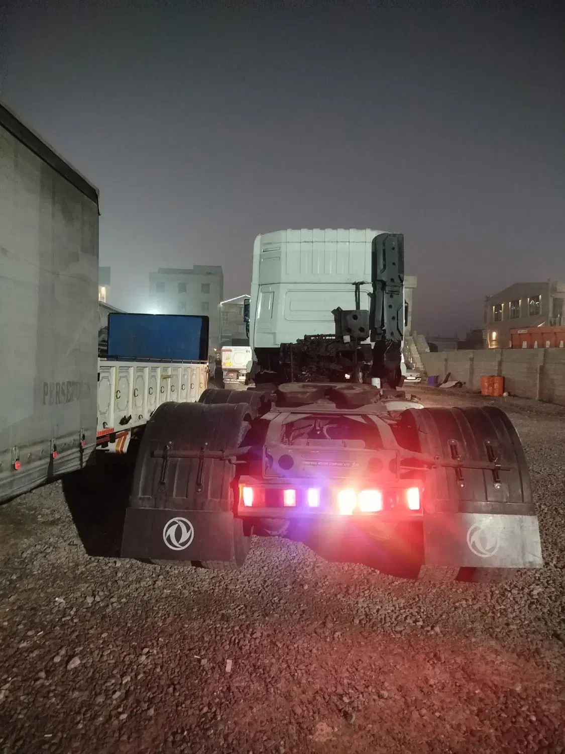 ماشین دنک فنگ  پشت  دو محور پلدار کمرشکن|خودرو سنگین|میاندوآب, |دیوار