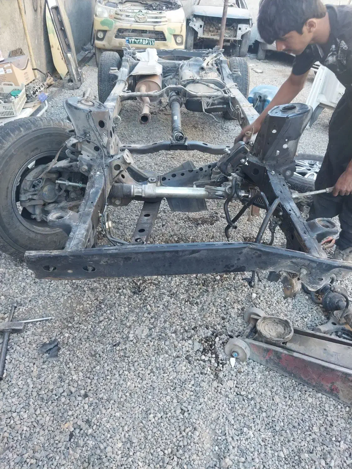 شاسی کشی وجلوبندی شاسی قزاق .تنظیم فرمان|خدمات موتور و ماشین|زاهدان, |دیوار