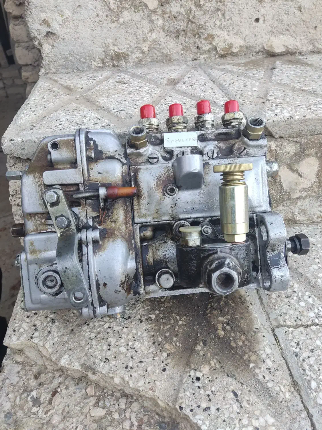 پمپ گازوئیل تراکتور رمانی|ماشین‌آلات صنعتی|دوزین, |دیوار