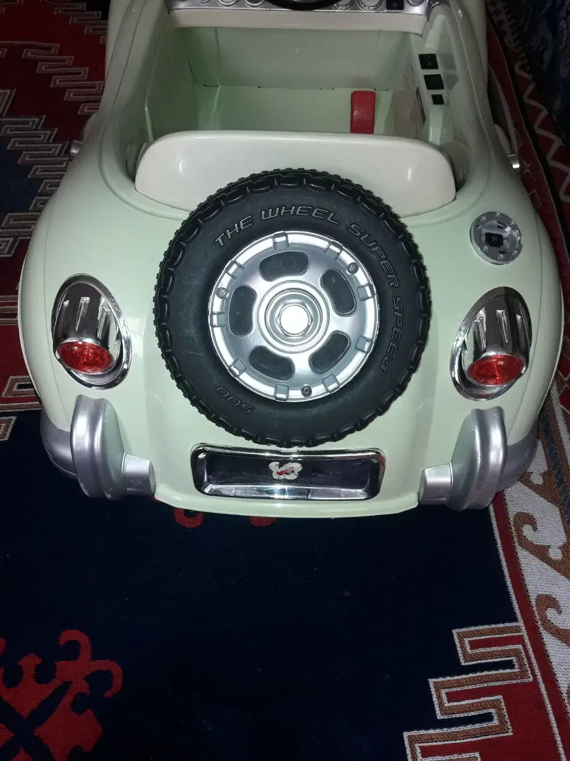 ماشین شارژری|اسباب‌بازی بچه|همدان, |دیوار