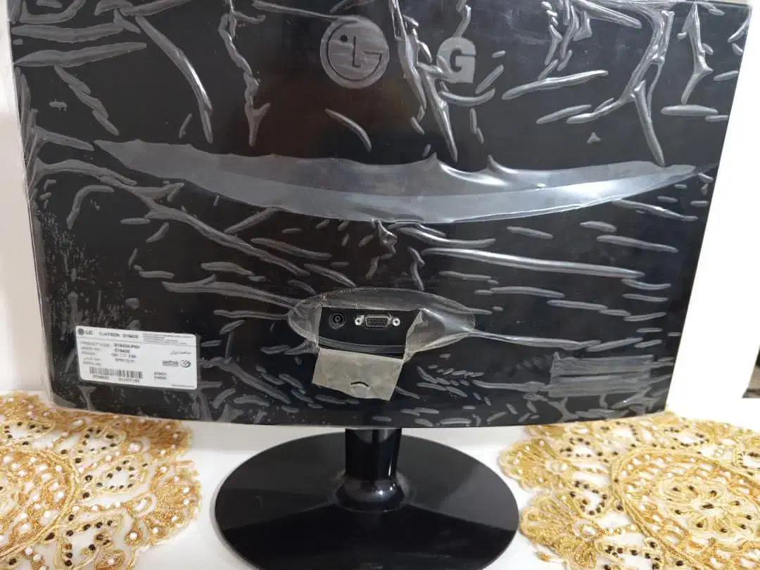 مانیتور ۱۹ الجی در حد نو|قطعات و لوازم جانبی رایانه|ارومیه, |دیوار