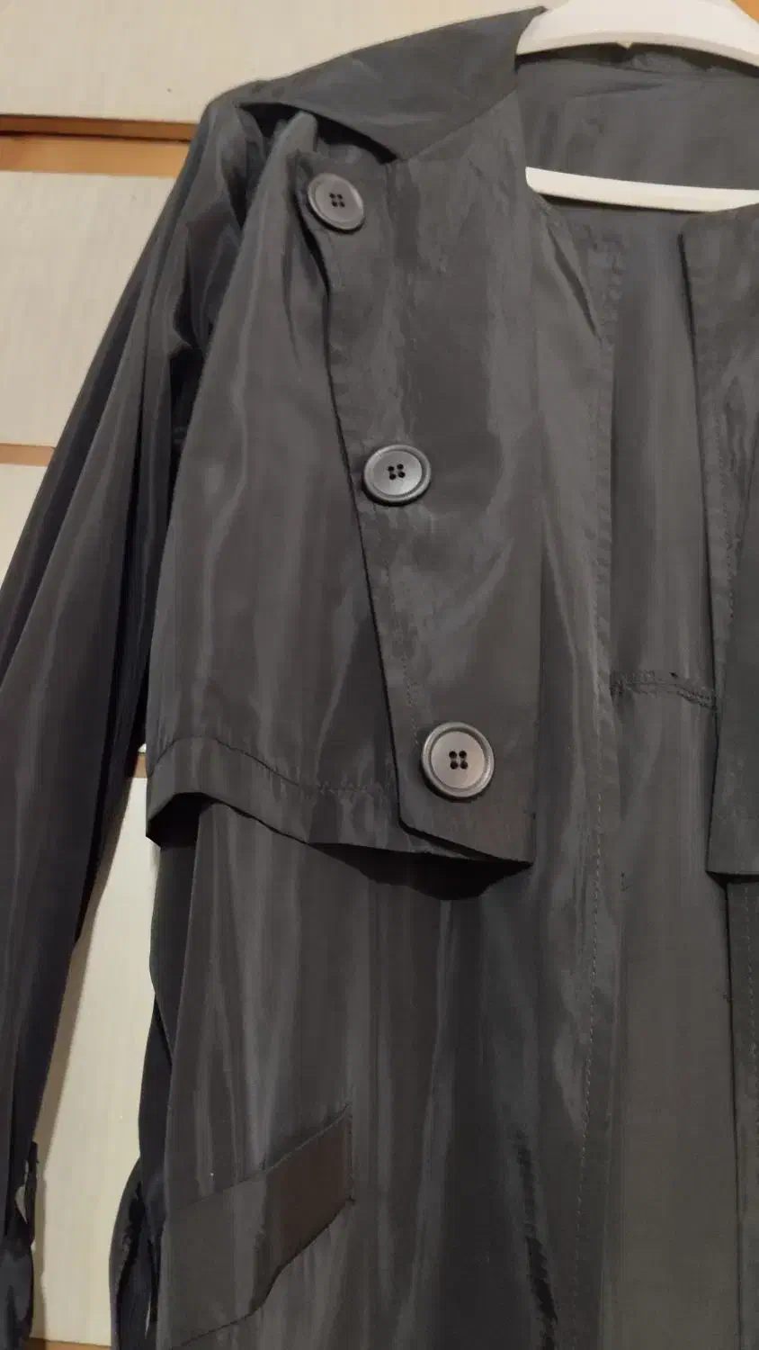 بارونی مشکی|لباس|شاهدشهر, |دیوار