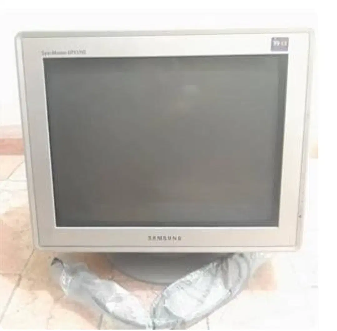 مانیتور ۱۷ اینچ سامسونگ|رایانه رومیزی|ملایر, |دیوار