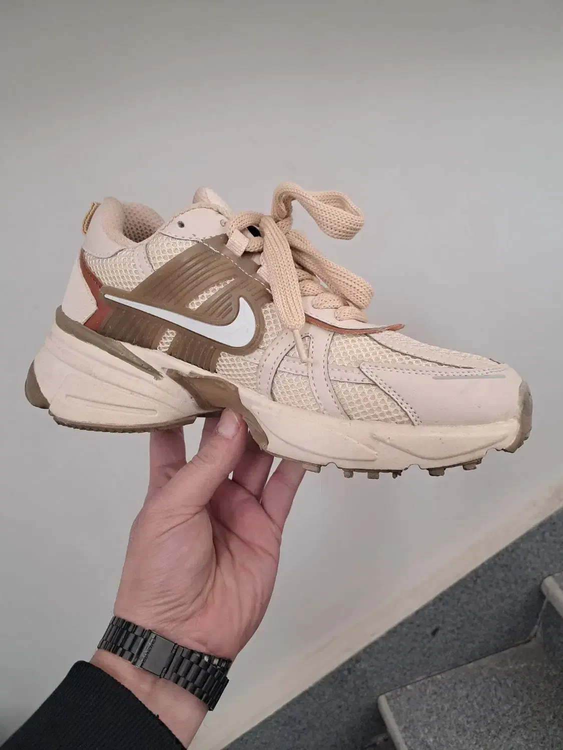 کتونی v2kدخترانه|کیف، کفش، کمربند|اهر, |دیوار