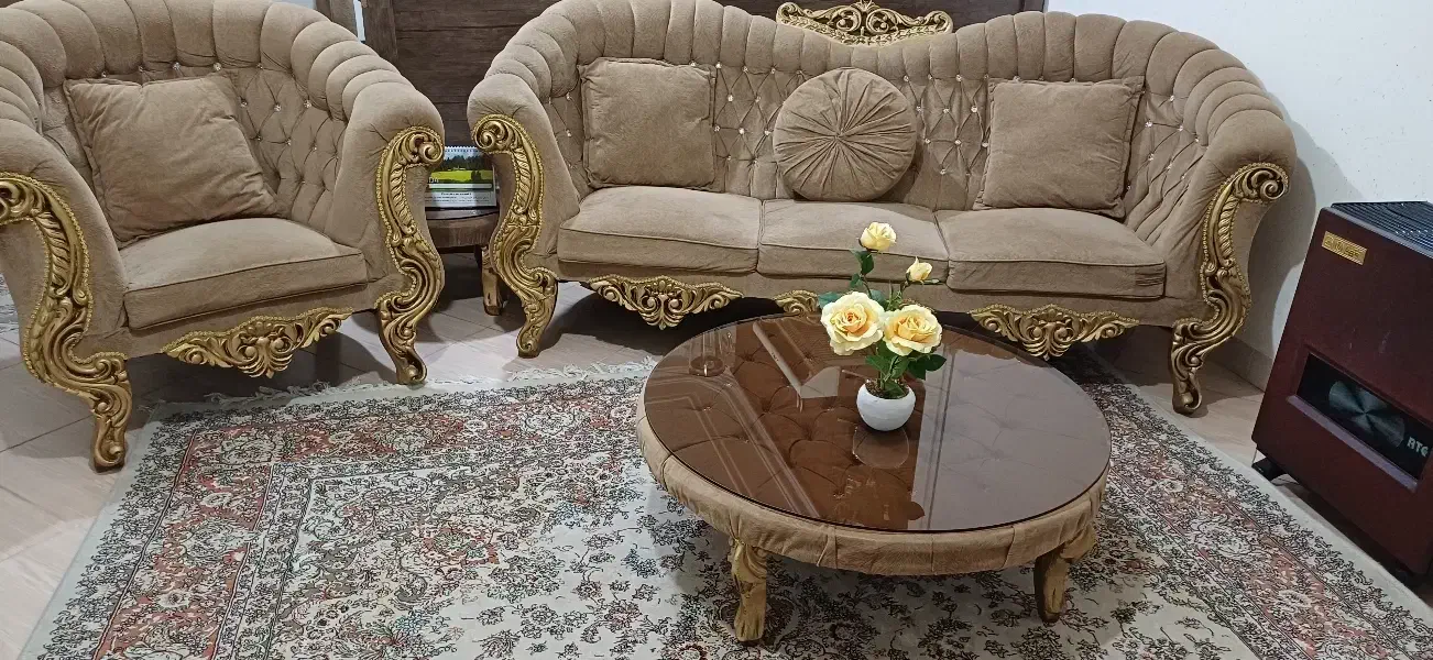 مبل ۷ نفره رنگ نسکافه ای|مبلمان خانگی و میز عسلی|رشت, حمیدیان|دیوار