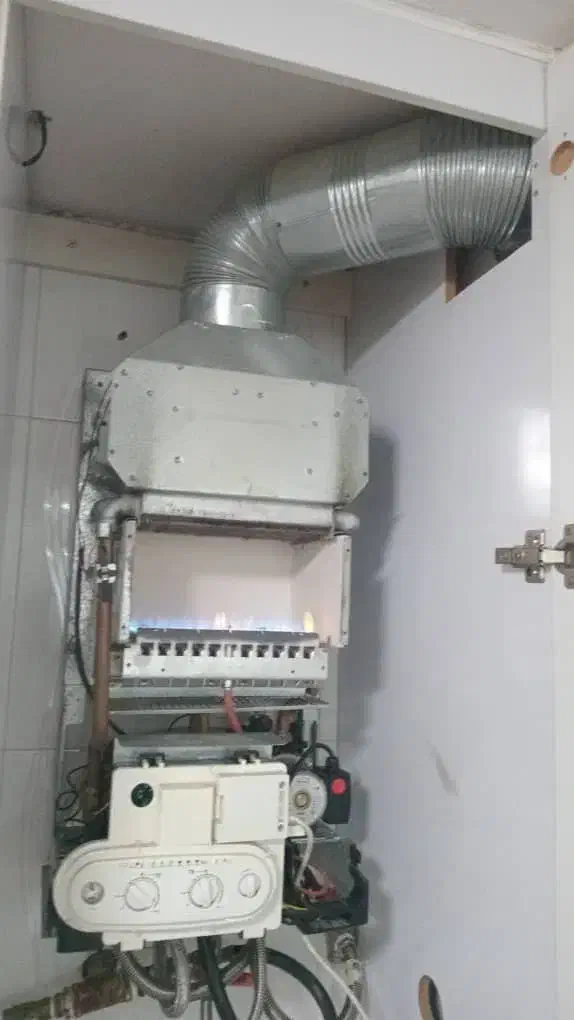 تعمیرات و سرویس پکیج های ایرانی و خارجی|آبگرمکن، پکیج، شوفاژ|شیراز, جوادیه|دیوار