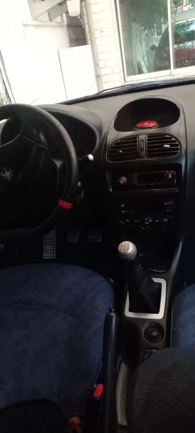 پژو ۲۰۶ کلکسیونی خاص|خودرو سواری و وانت|رشت, فرزانه|دیوار