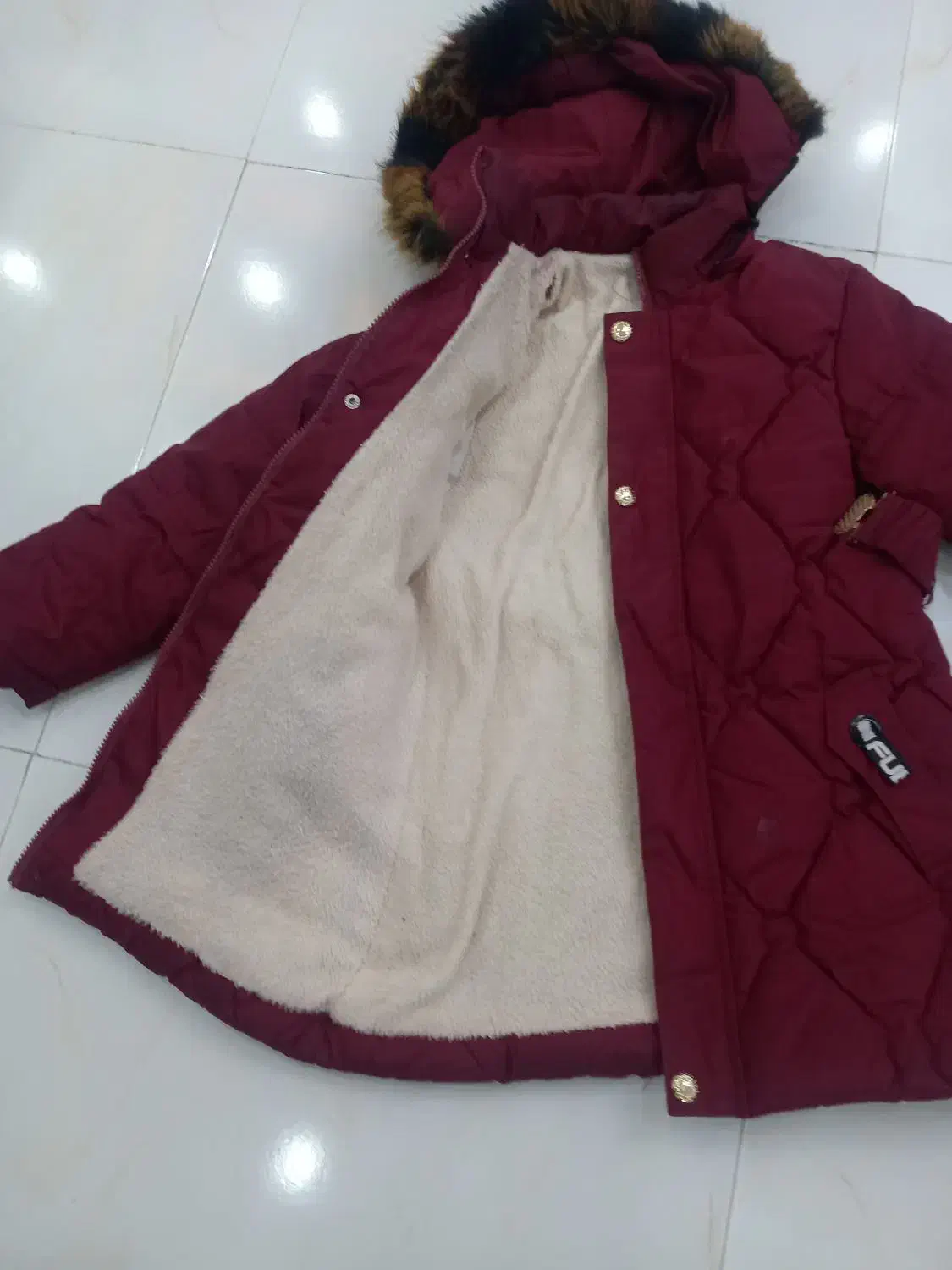 مقداری لباس بچگانه|کفش و لباس بچه|خرم‌آباد, |دیوار