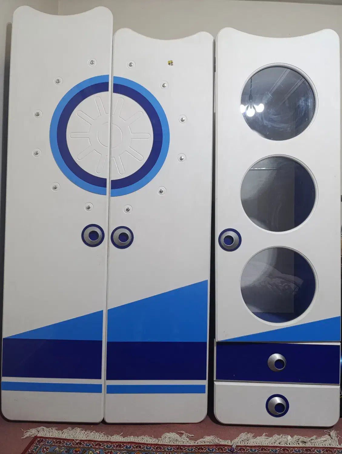 سرویس خواب نوجوان|تخت و سرویس خواب|اصفهان, قلعه طبره|دیوار