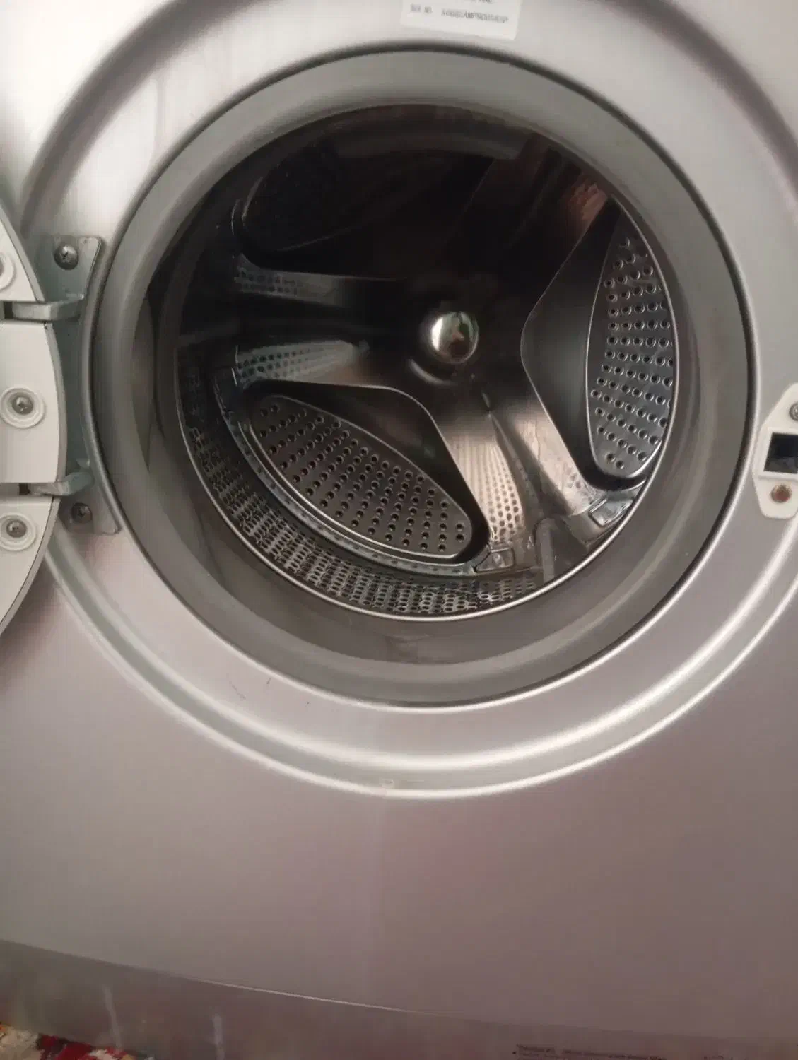 لباسشویی|ماشین لباسشویی و خشککن لباس|مریوان, |دیوار