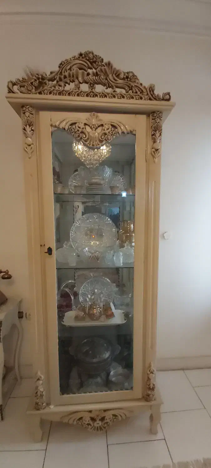 بوفه|بوفه، ویترین، کنسول|رشت, لاکانی|دیوار