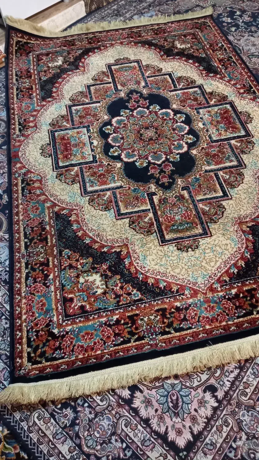 فرش 4متری 440شانه نخ|فرش|کرمانشاه, |دیوار