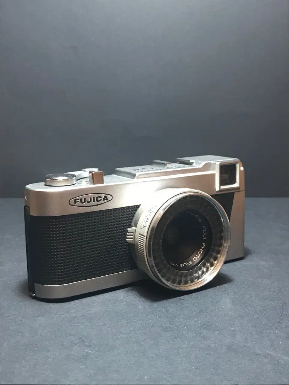 دوربین کلکسیونی فوجیکا|کلکسیون اشیاء عتیقه|تهران, دربند|دیوار