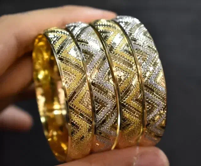 طلای بی فاکتور و با فاکتور و نقره ی شما به نرخ روز|جواهرات|همدان, |دیوار