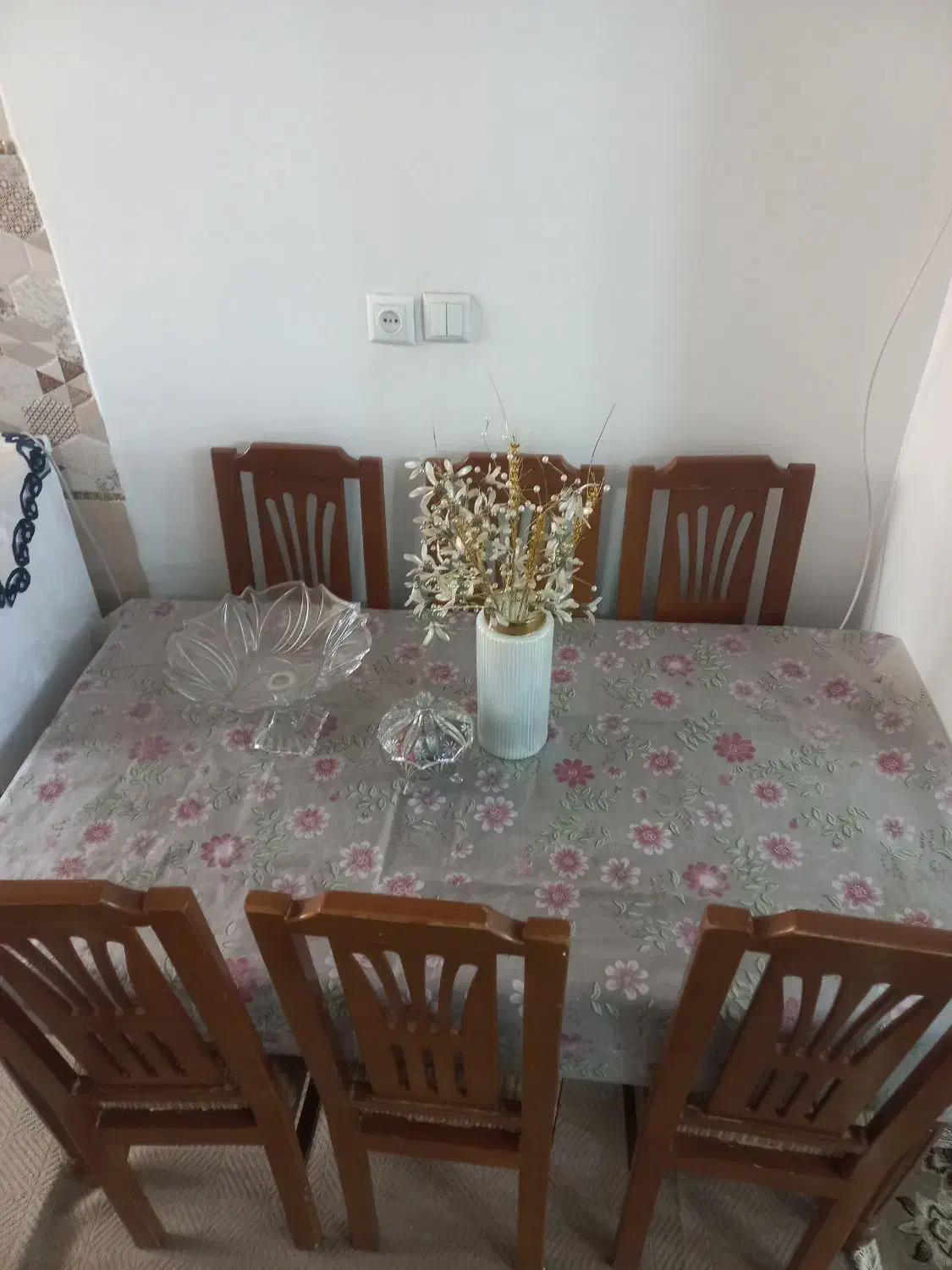 میز غذا خوری ۶ نفره|میز و صندلی غذاخوری|قم, نیروگاه|دیوار