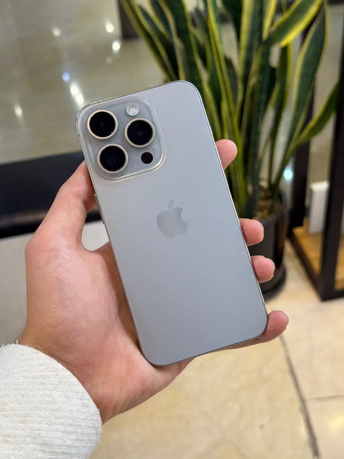 Iphone 15pro|موبایل|اصفهان, چرخاب|دیوار