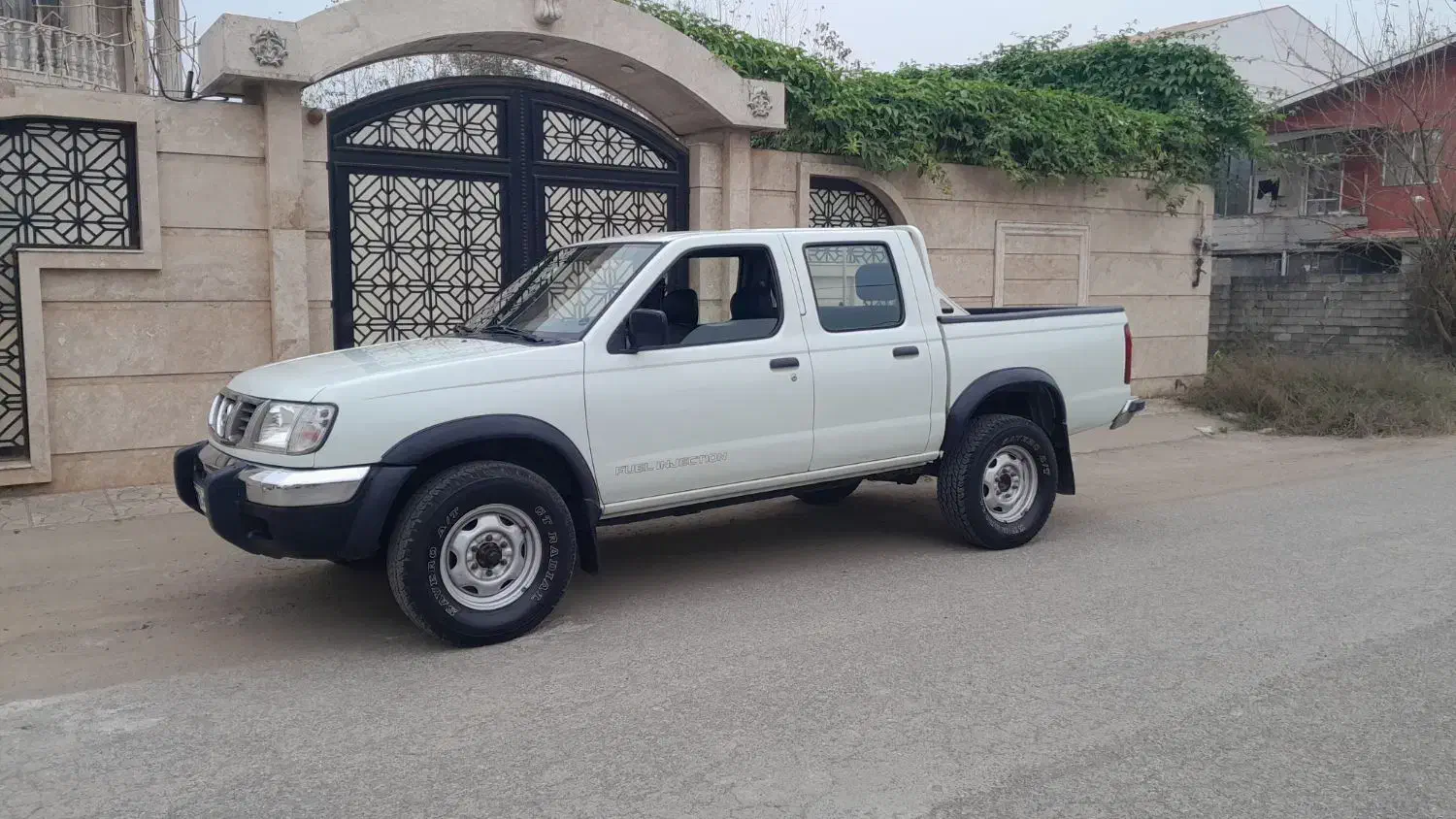 نیسان پیکاپ مدل ۸۴ کم کارکرد بی ضربه درحد نو|خودرو سواری و وانت|شلمان, |دیوار