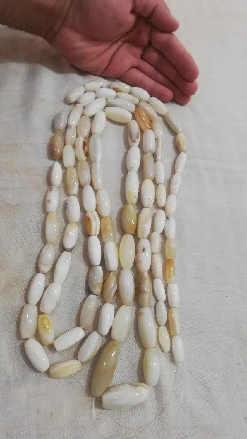 مهره های عقیق شیری 88 عدد|کلکسیون اشیاء عتیقه|اهواز, کوی علوی|دیوار