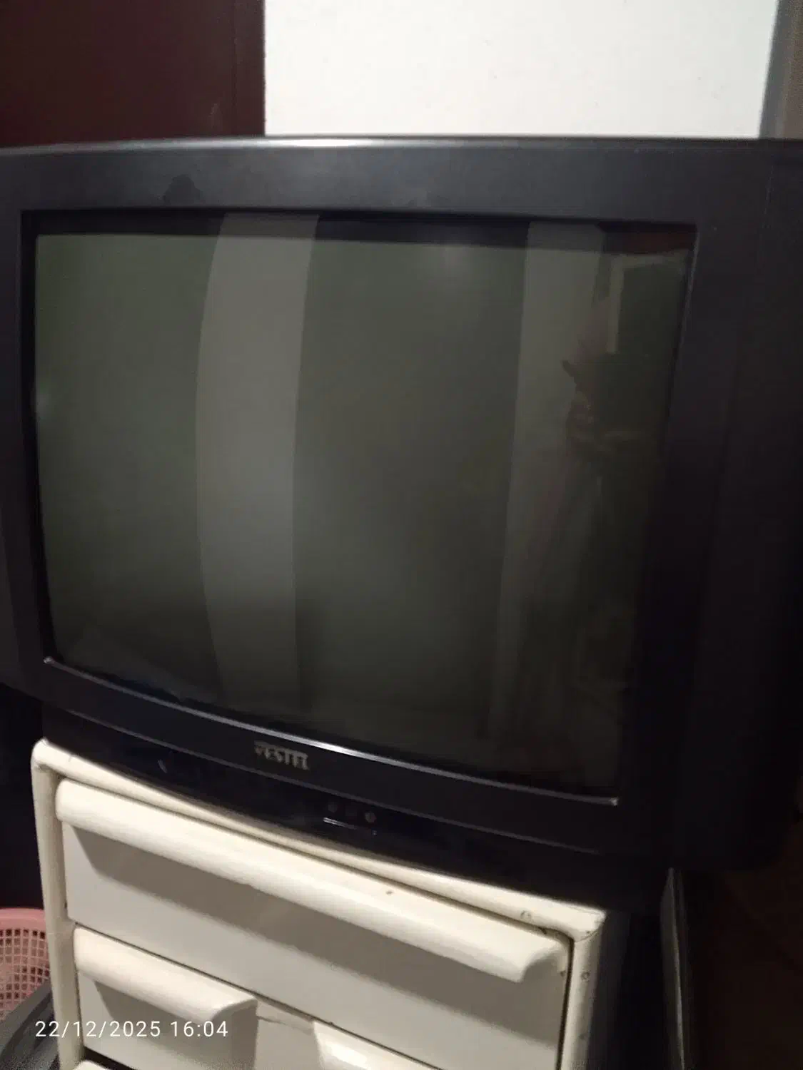 تلوزیون|تلویزیون و پروژکتور|بندر انزلی, گیلار|دیوار