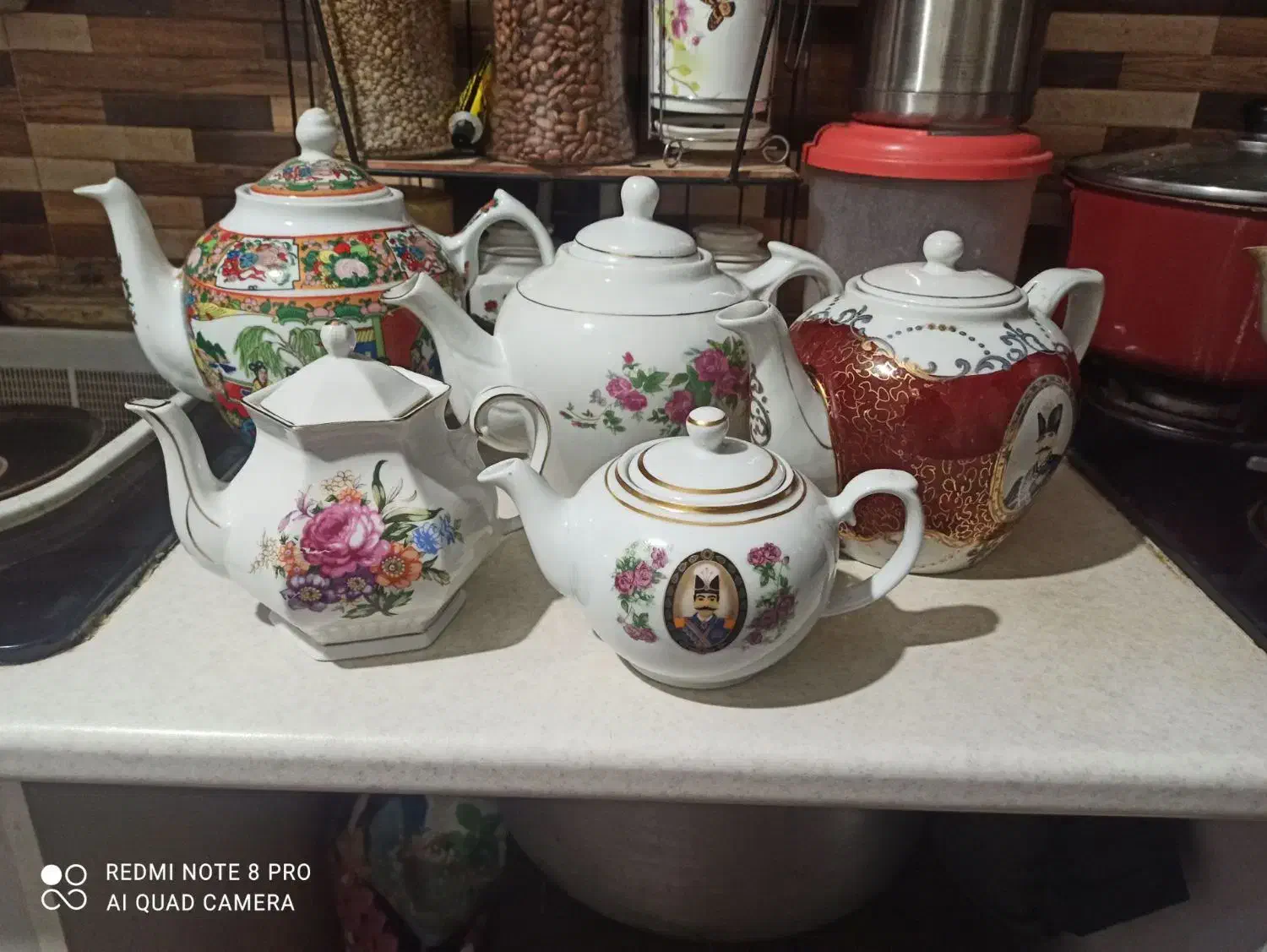 چندتا قوری وظروف دیگر ورق بزنید|قوری، کتری، قهوه‌ساز دستی|تهران, وحیدیه|دیوار