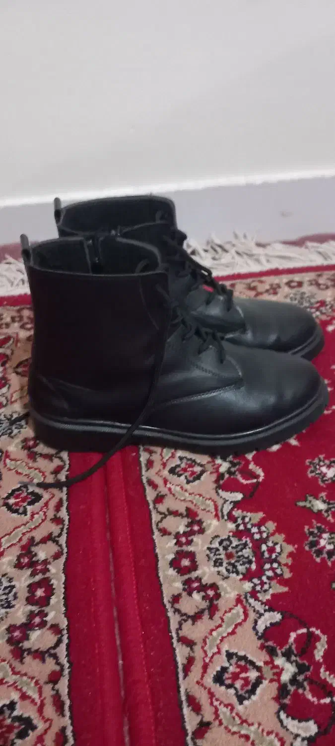 نیم بوت دخترانه و زنانه سایز ۴۰|کیف، کفش، کمربند|منجوان, |دیوار