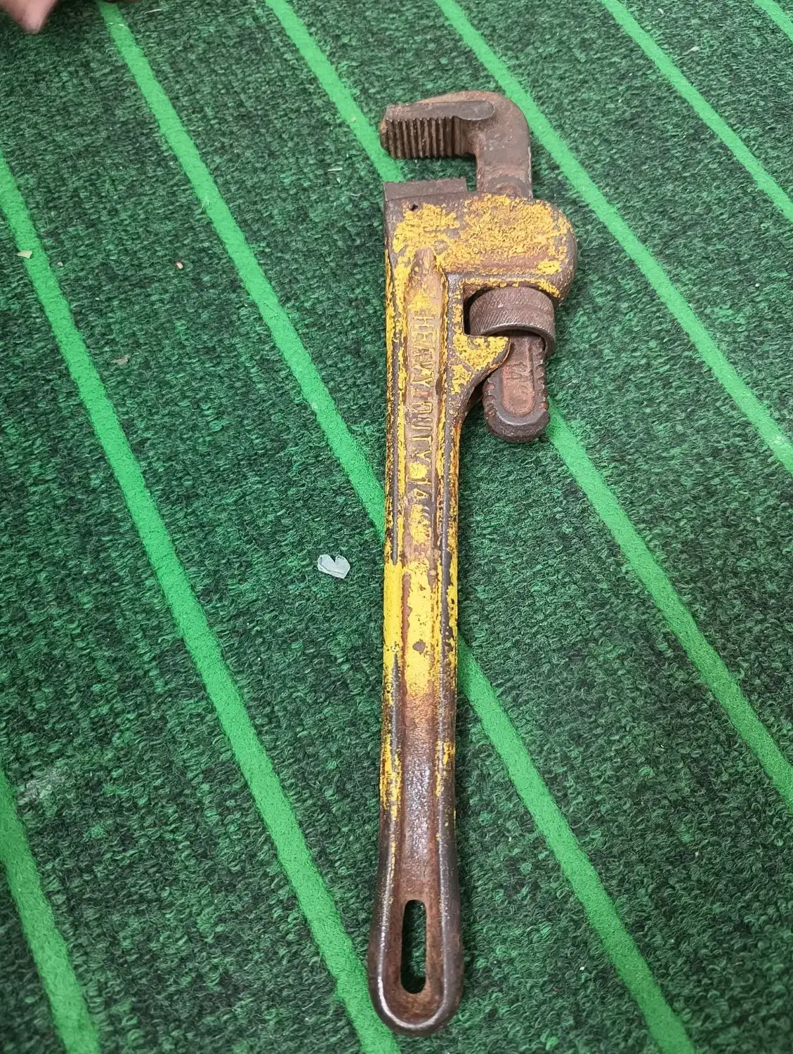 آچار لوله گیر. مارک دی هوتی اصل دنده سالم|ابزارآلات|اصفهان, رهنان|دیوار