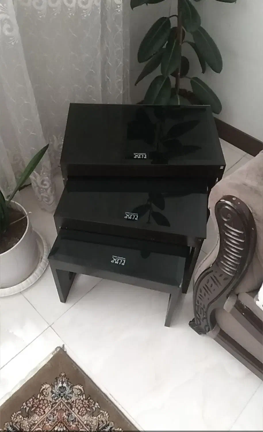 مبلمان‌هفت‌نفره‌بامیز‌عسلی‌درحد‌نو|مبلمان خانگی و میز عسلی|باقرشهر, |دیوار