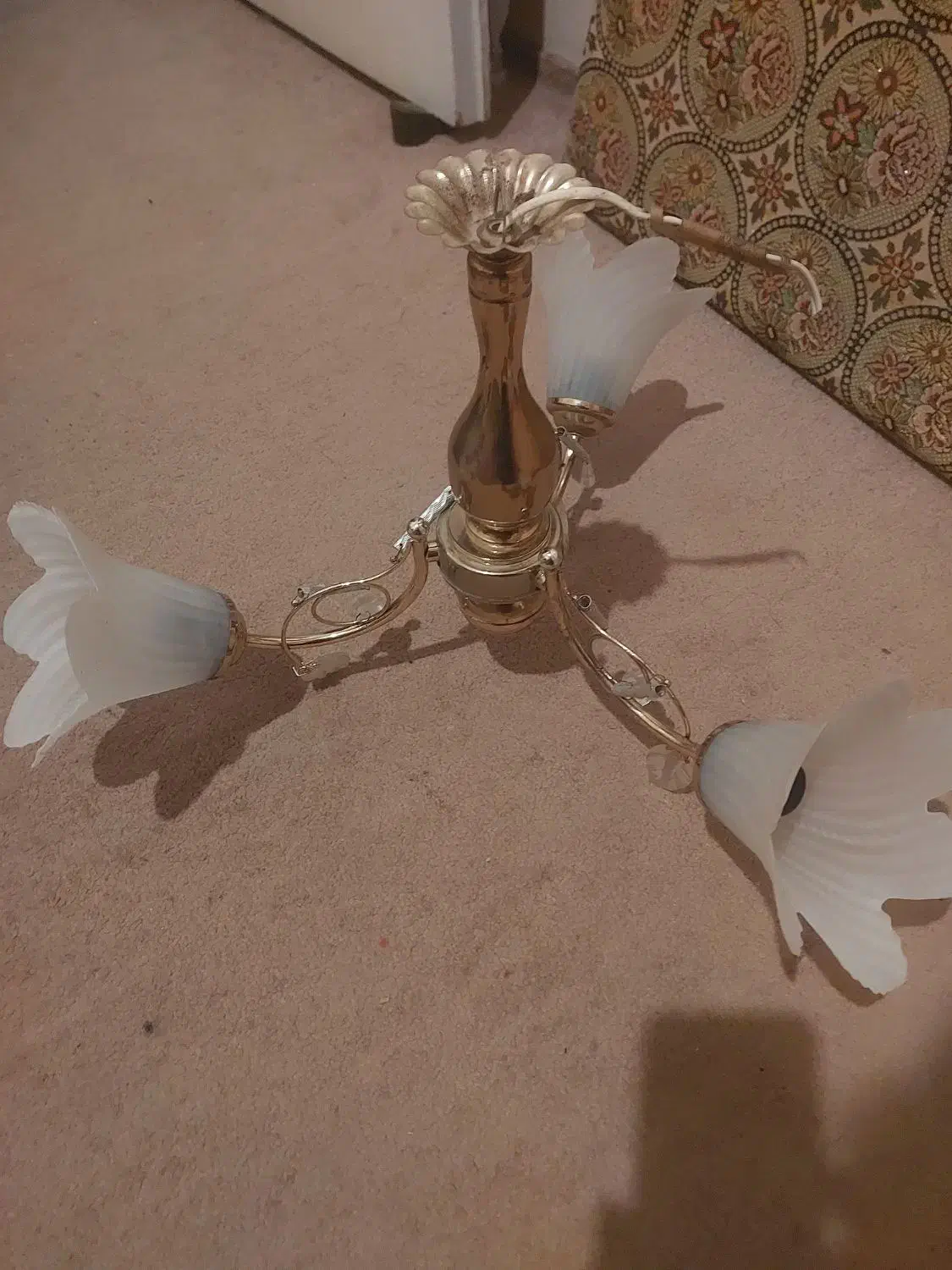 لوستر سه شاخ|لوستر و چراغ آویز|آبادان, |دیوار