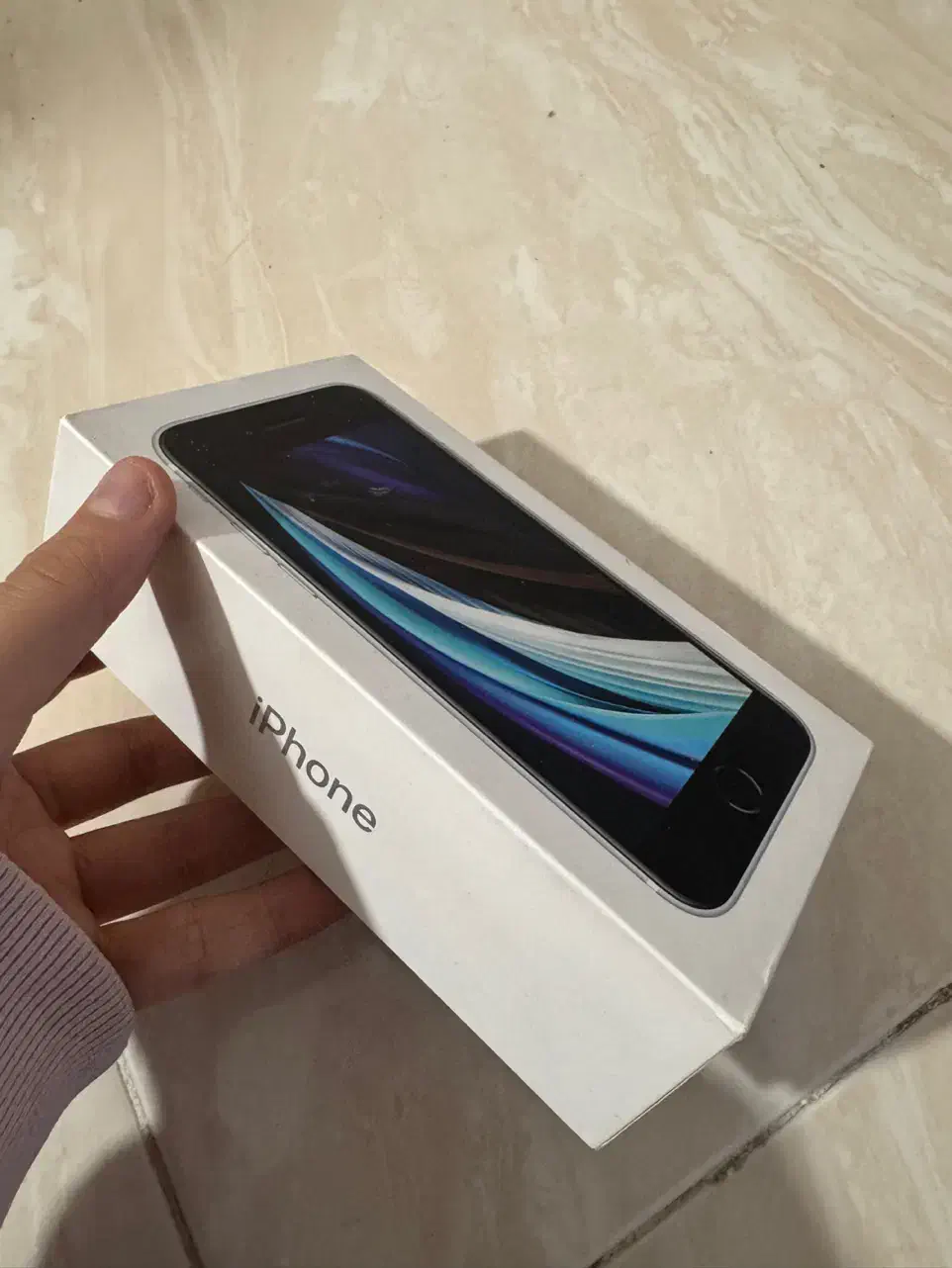 Iphone SE2020|موبایل|اصفهان, بهارستان|دیوار