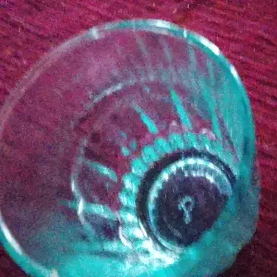 لیوان|اشیا|پلدختر, |دیوار