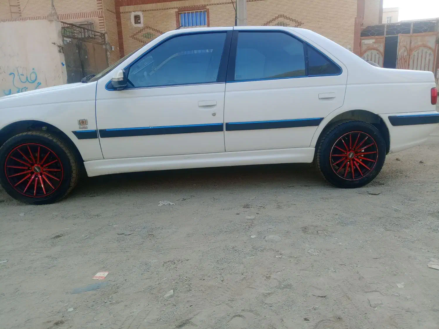 ماشین پژو پارس|خودرو سواری و وانت|چابهار, |دیوار