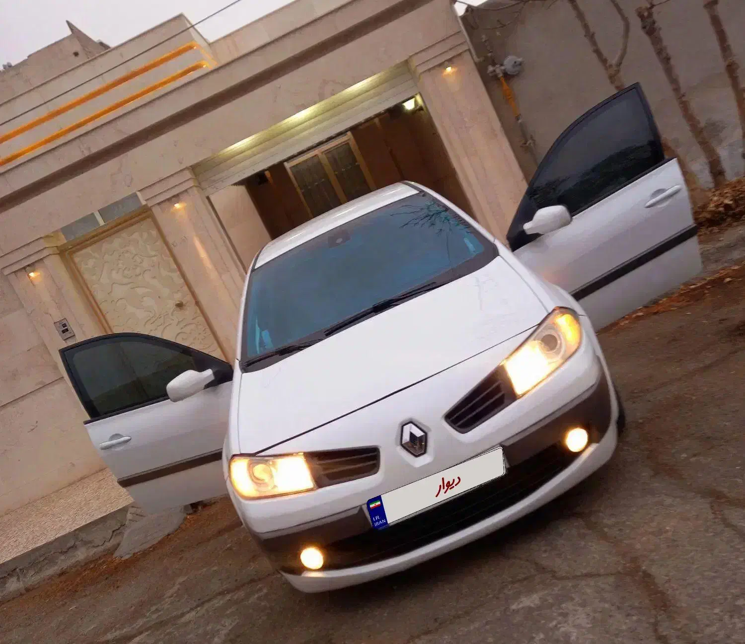 مگان ۸۹ درحد و استثنایی ۲۰۰۰ ( معاوضه یا شرایطی )|خودرو سواری و وانت|مشهد, آزادشهر|دیوار