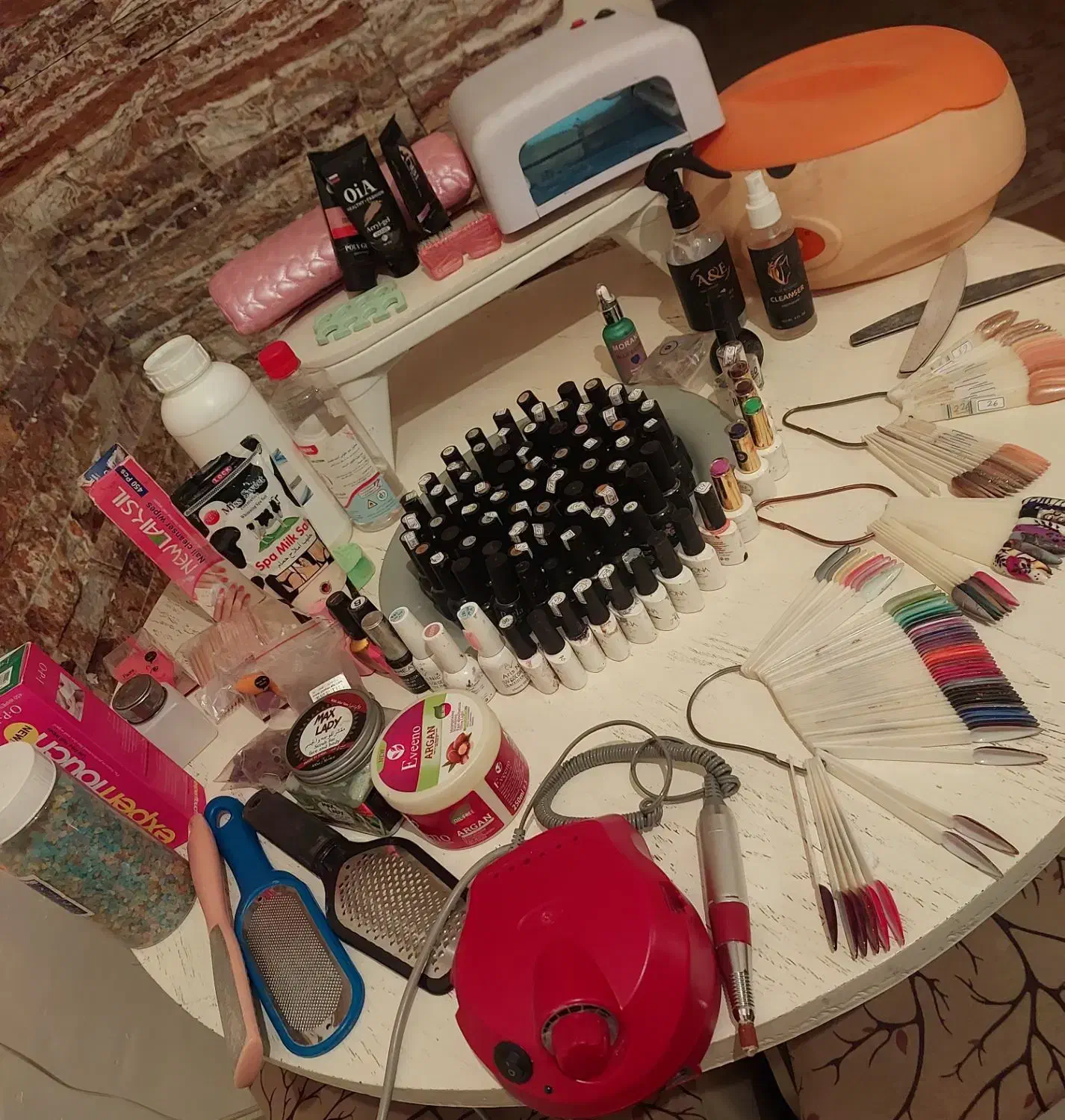 فروش لوازم کاشت ناخن|آرایشی، بهداشتی، درمانی|مراغه, |دیوار