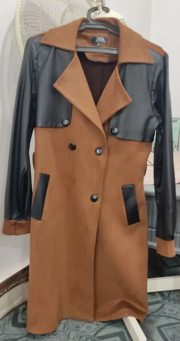 پالتو|لباس|آزادشهر, |دیوار