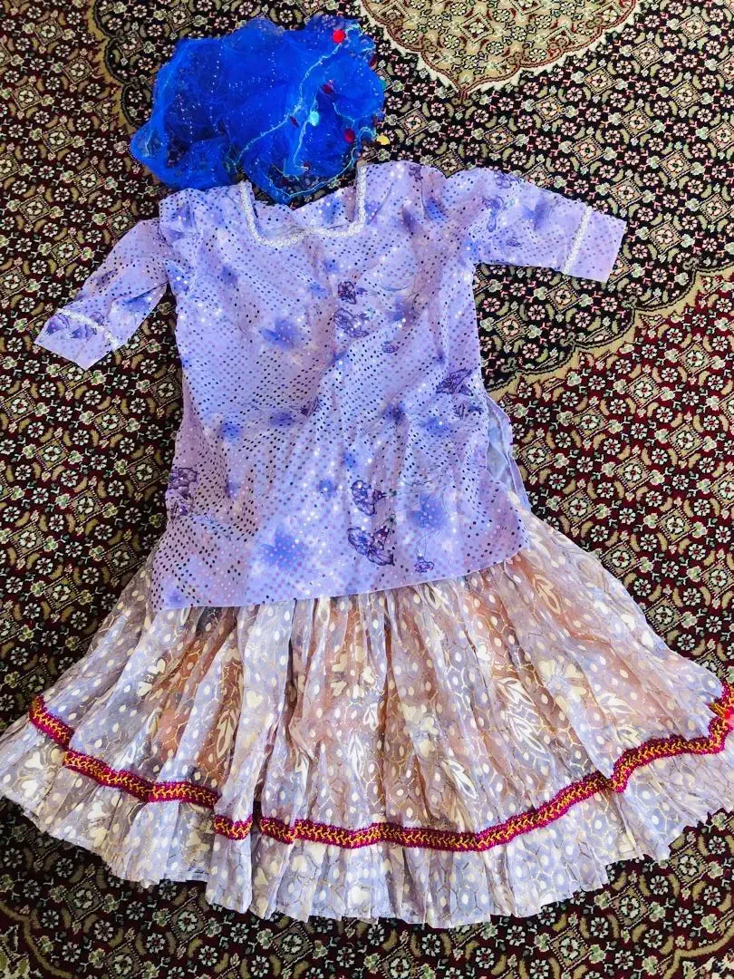 لباس محلی دخترانه ی بسیار زیبا و کاملا نو|کفش و لباس بچه|داراب, |دیوار