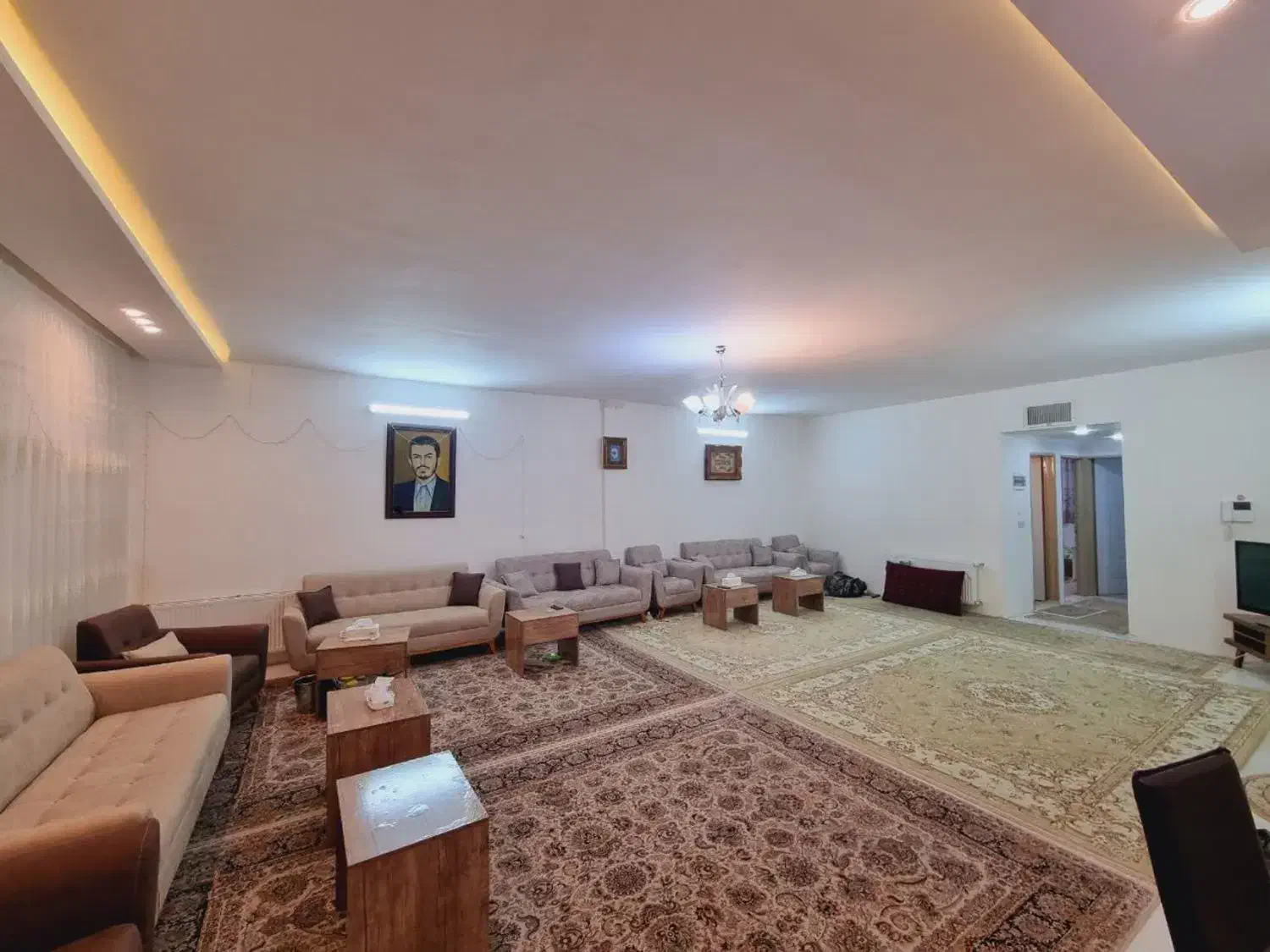 آپارتمان ۱۶۰ متری تک واحدی|فروش آپارتمان|مشهد, شفا|دیوار