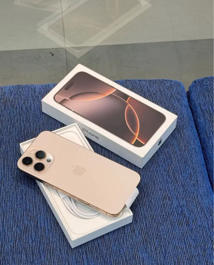 ایفون ۱۶ پرومکس ۱ ترا - iphone 16 pro max 1 tb|موبایل|اهواز, کیانپارس |دیوار