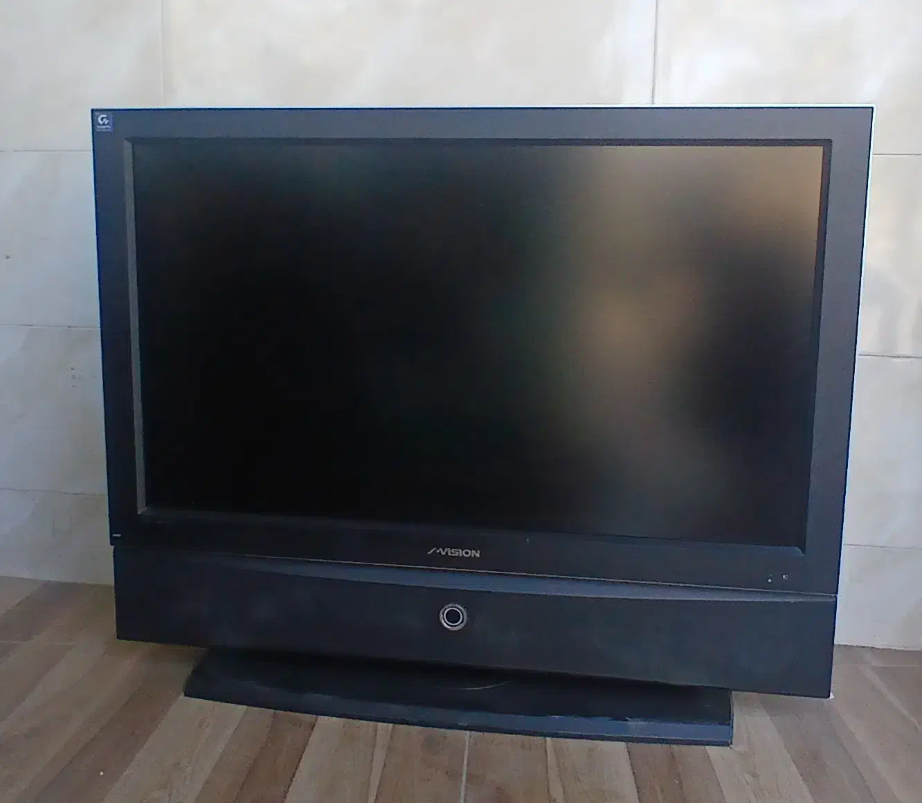 lcd xvision|تلویزیون و پروژکتور|تویسرکان, |دیوار